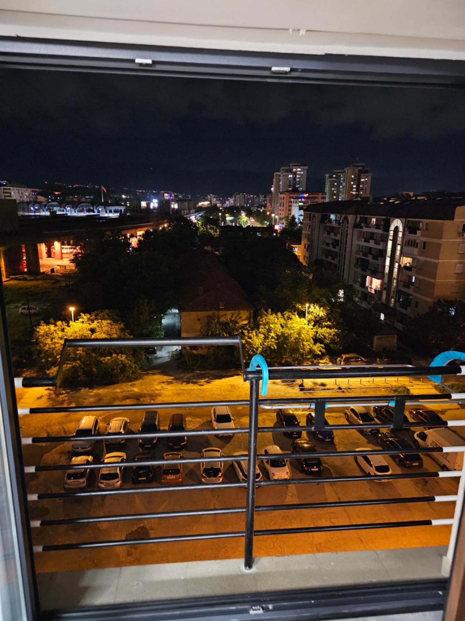 Karas Lux Apartment Skopje Luaran gambar